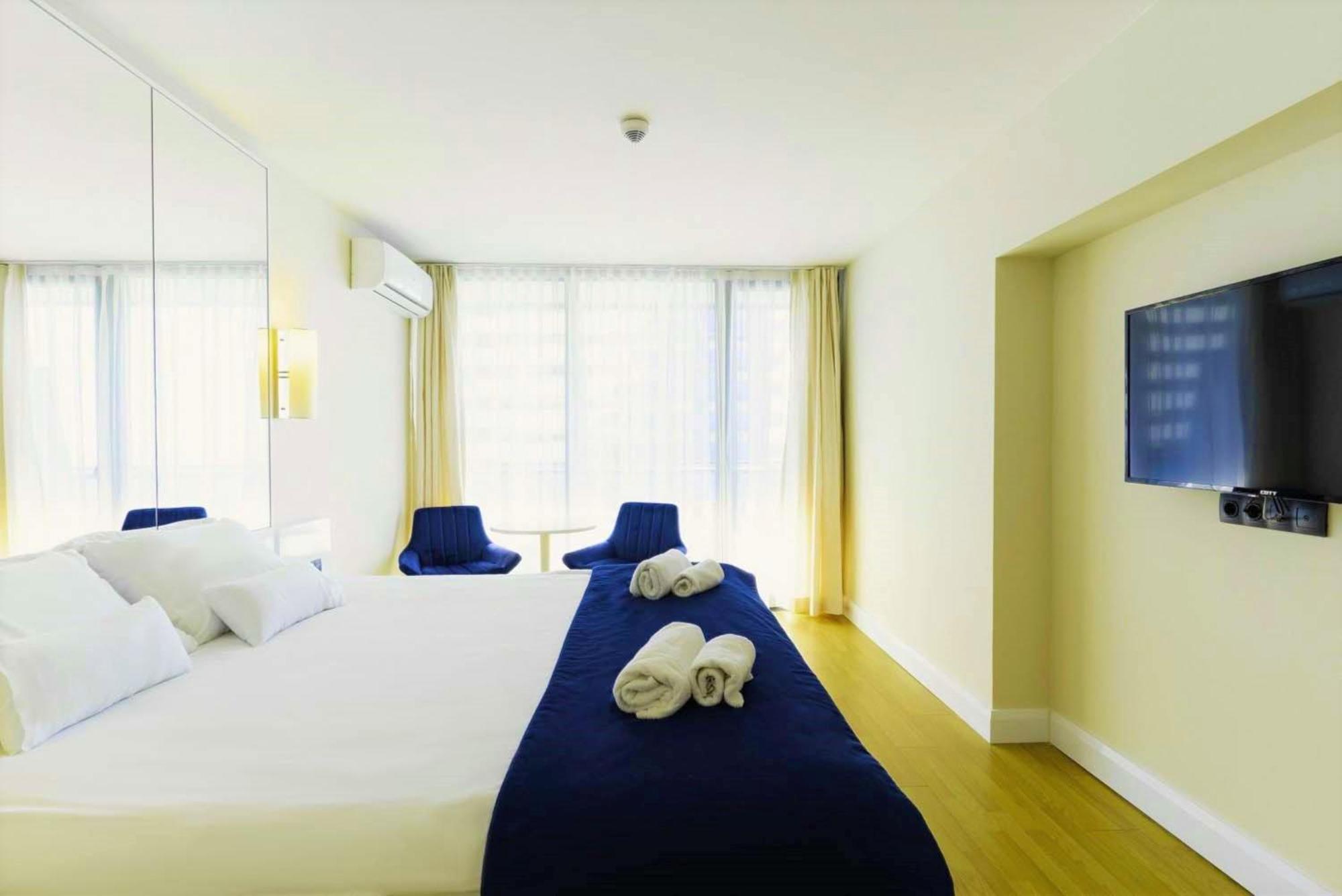 Relax And Unwind Premier Sea View Aparthotel In Batoumi Extérieur photo